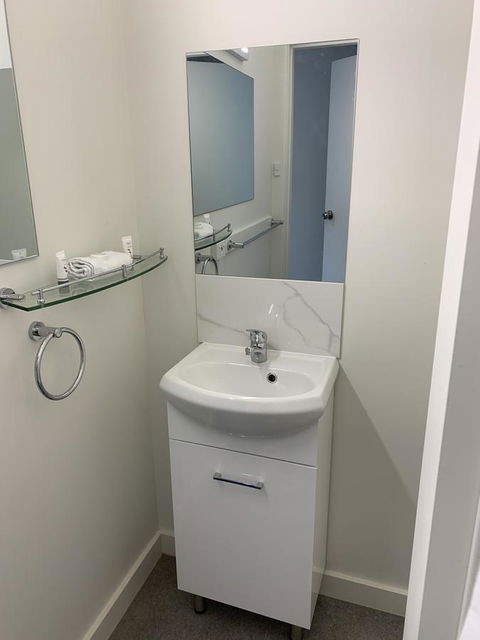 Orford Blue Waters Hotel - Hervey Bay Accommodation 5