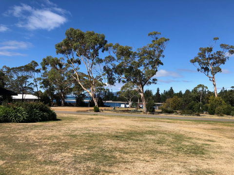 Orford Blue Waters Hotel - Hervey Bay Accommodation 11