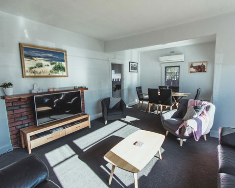 Park Street Accommodation - Hervey Bay Accommodation 7