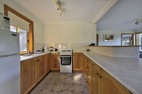 Freycinet Sanctuary 5 - Tourism Hervey Bay 4