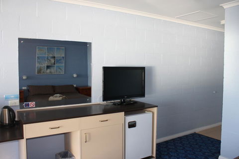 Swansea Motor Inn Tasmania - Hervey Bay Accommodation 43
