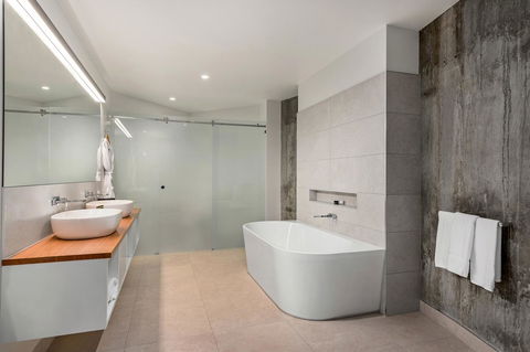 Peppers Silo - Hervey Bay Accommodation 13