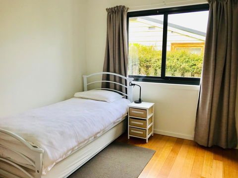 Omaroo House - Panoramic Water Views - Tourism Hervey Bay 28