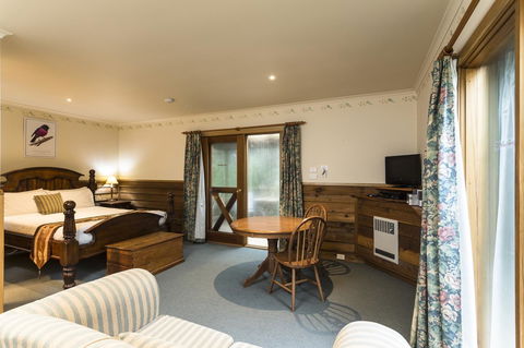 Cradle Forest Inn - Tourism Hervey Bay 12