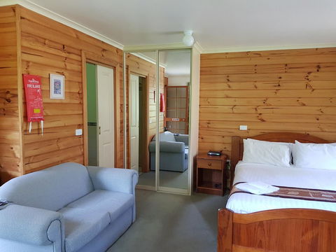 Cradle Forest Inn - Tourism Hervey Bay 11