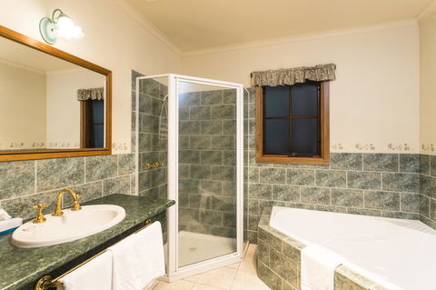 Cradle Forest Inn - Tourism Hervey Bay 27