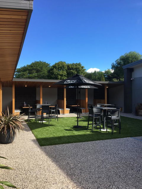 Risdon Brook Hotel - Hervey Bay Accommodation 5