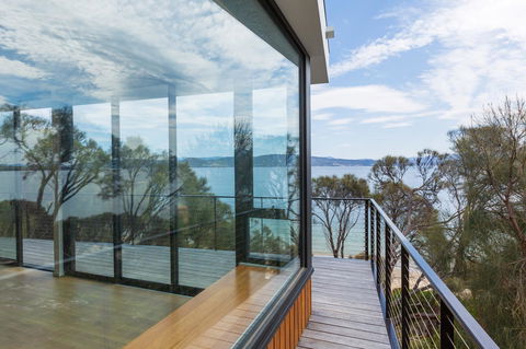 Blessington Beach Retreat - Tourism Hervey Bay 0