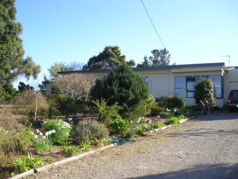 Green Views - Hervey Bay Accommodation 11