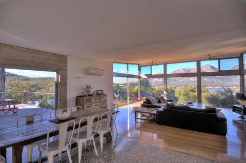 The Loft - Hervey Bay Accommodation 9