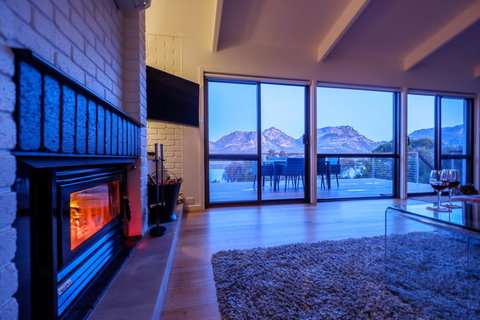 Arthouse Freycinet - Hervey Bay Accommodation 5