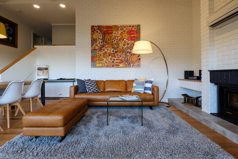 Arthouse Freycinet - Hervey Bay Accommodation 2