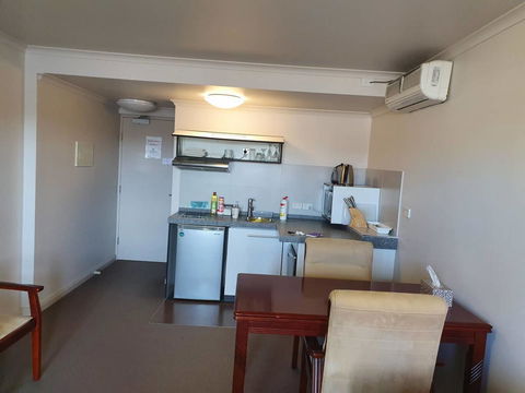 Battery Point Apartment With Car Park - Hervey Bay Accommodation 13