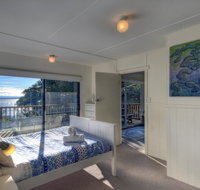 Cove Cottage - Hervey Bay Accommodation