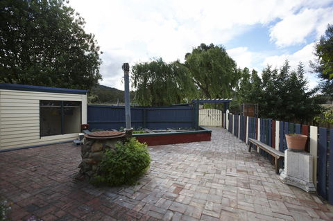 Blue Wren Riverside Cottage - Hervey Bay Accommodation 11