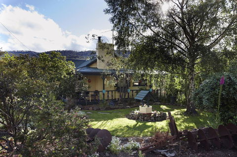 Blue Wren Riverside Cottage - Hervey Bay Accommodation 10