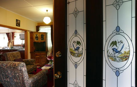Blue Wren Riverside Cottage - Hervey Bay Accommodation 15