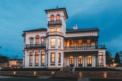 Maylands Lodge - Hervey Bay Accommodation 1