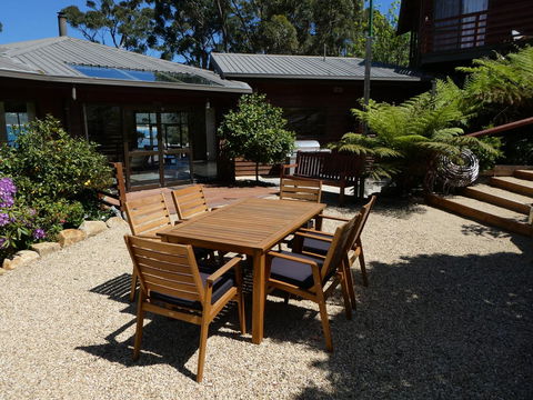 Osprey Lodge & Bungalow - Tourism Hervey Bay 8