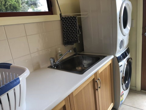 Bicheno Getaway - Hervey Bay Accommodation 12