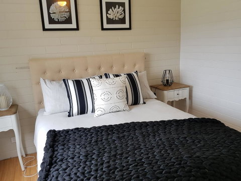 Beach Hut Scamander - Hervey Bay Accommodation 10