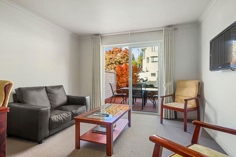Apartment 104 - Hervey Bay Accommodation 5