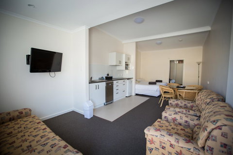 Abel Tasman Airport Motor Inn - Tourism Hervey Bay 38