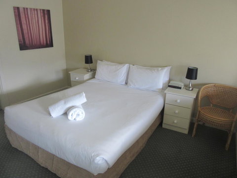 Abel Tasman Airport Motor Inn - Tourism Hervey Bay 0