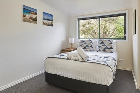 DOLPHIN LOOKOUT COTTAGE - Amazing Views Of The Bay Of Fires - Hervey Bay Accommodation 15