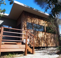 Freycinet Studios Nook - Hervey Bay Accommodation