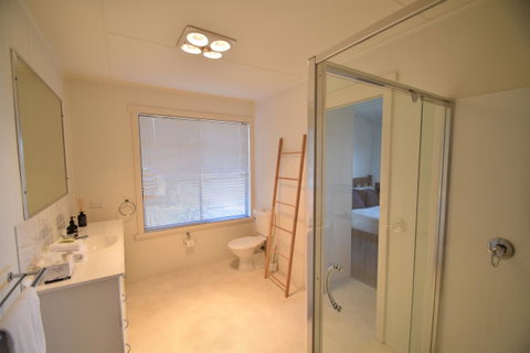 Waders - Hervey Bay Accommodation 4