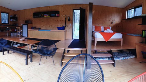 BAY OF FIRES ECO HUT Off Grid Experience At Binalong Bay - Hervey Bay Accommodation 8