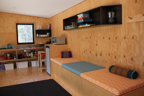 BAY OF FIRES ECO HUT Off Grid Experience At Binalong Bay - Hervey Bay Accommodation 10