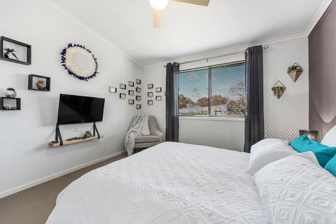 Hawley Beach Escape - Hervey Bay Accommodation 7