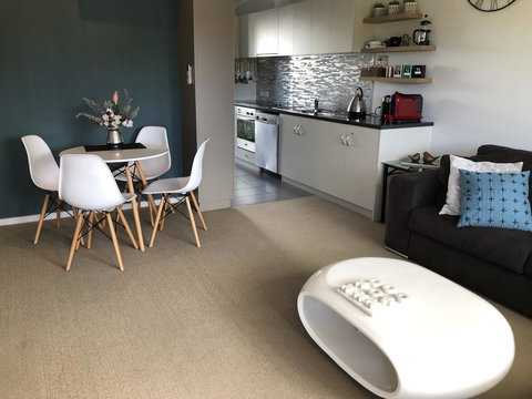 Hawley Beach Escape - Hervey Bay Accommodation 3