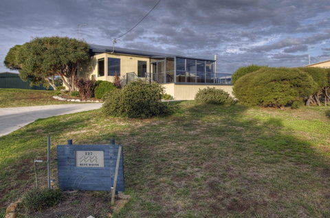 Blue Waves - Hervey Bay Accommodation 15