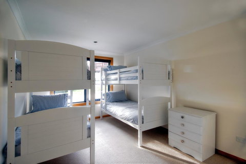 Blue Waves - Hervey Bay Accommodation 8