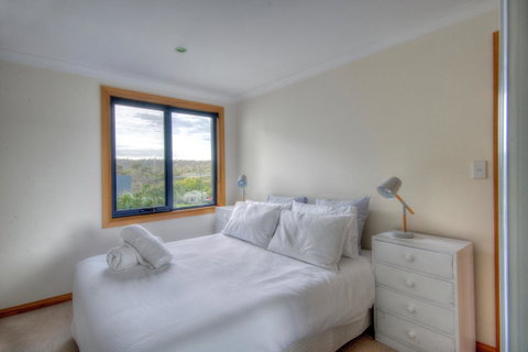 Blue Waves - Hervey Bay Accommodation 16