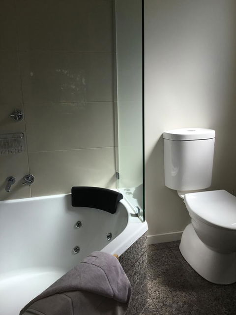 Nextdoor@portarthur - Hervey Bay Accommodation 11
