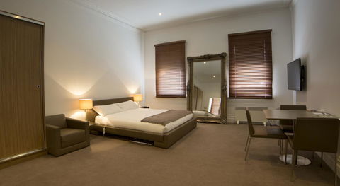 Ikon Hotel - Hervey Bay Accommodation 1