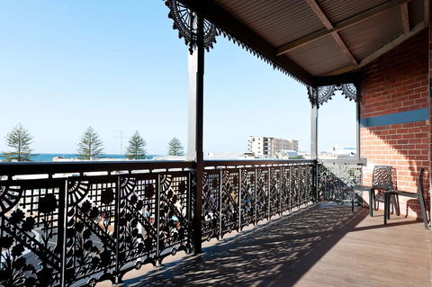 Ikon Hotel - Hervey Bay Accommodation 26