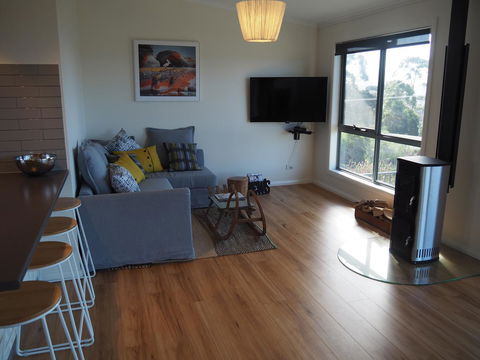 GRANITE BEACH HOUSE @ Bay Of Fires - Hervey Bay Accommodation 2