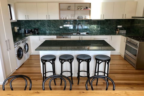 HIDDEN HAVEN Binalong Bay - Hervey Bay Accommodation 12