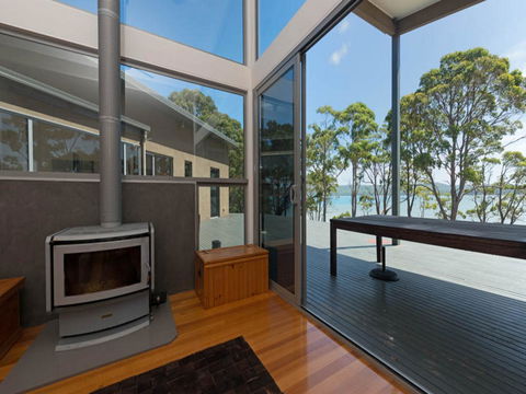 Cloudy Bay Lagoon Estate - Hervey Bay Accommodation 5