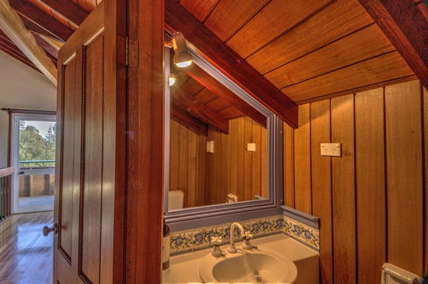 Freedom At Freycinet - Hervey Bay Accommodation 6