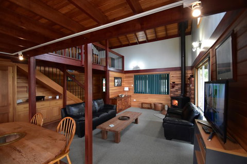 Freedom At Freycinet - Hervey Bay Accommodation 18