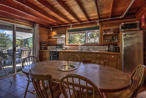 Freedom At Freycinet - Hervey Bay Accommodation 7