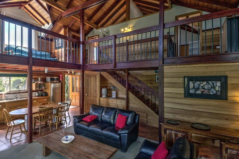 Freedom At Freycinet - Hervey Bay Accommodation 1