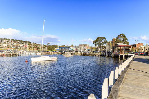 Bellerive Marina View Apartments No 28 - Tourism Hervey Bay 32