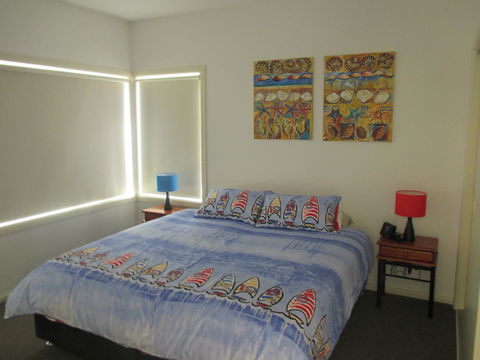 Bellerive Marina View Apartments No 28 - Tourism Hervey Bay 12